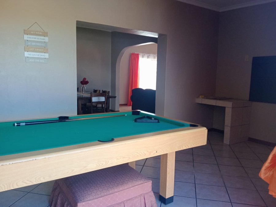 3 Bedroom Property for Sale in Wavecrest Eastern Cape